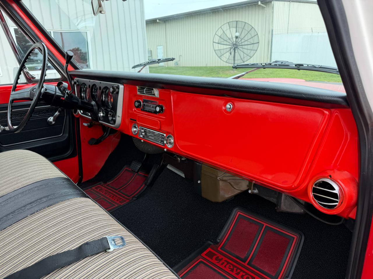 Chevrolet 1/2 Ton Pickups Fleetside 131.5" 1972