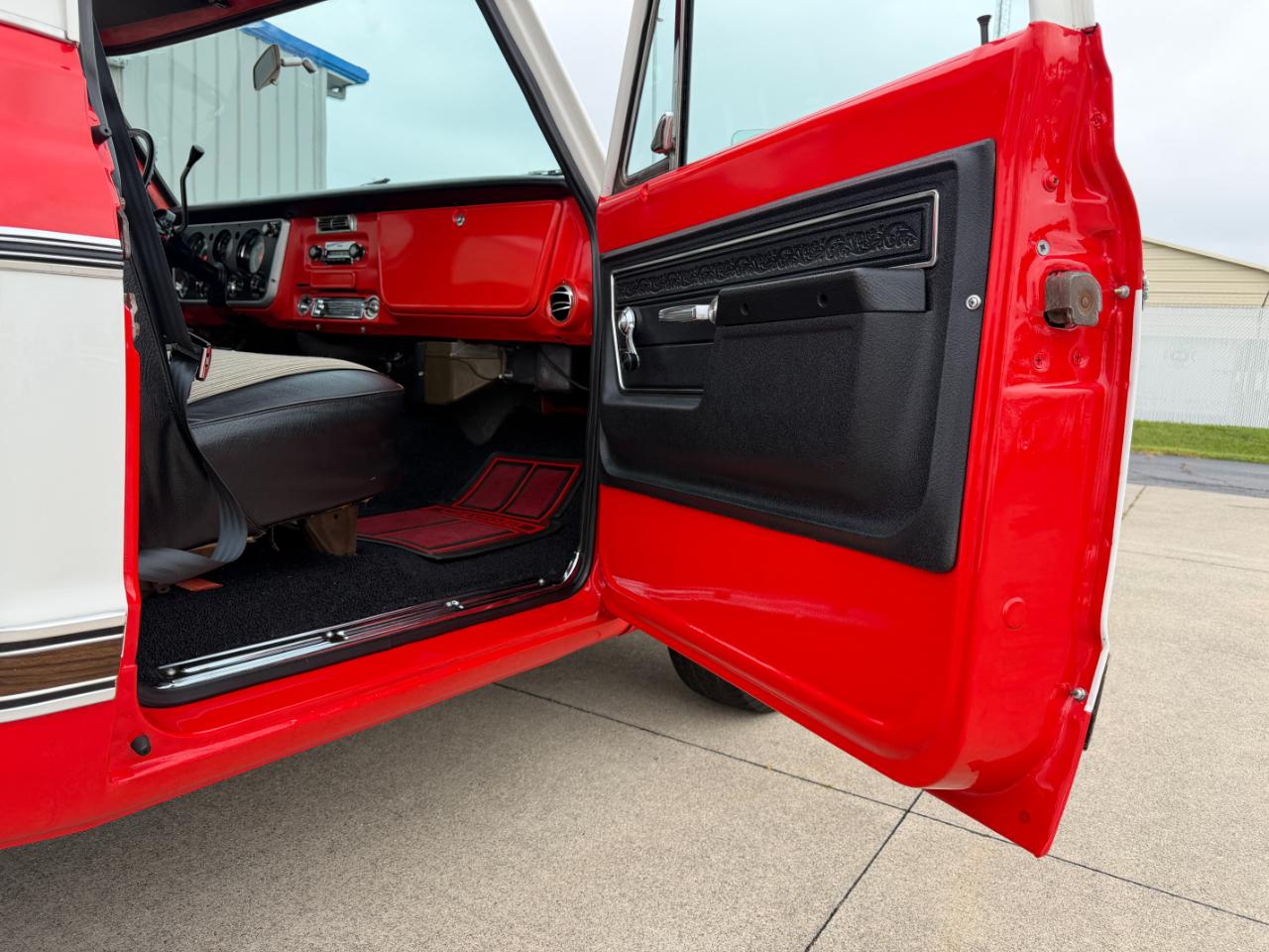 Chevrolet 1/2 Ton Pickups Fleetside 131.5" 1972