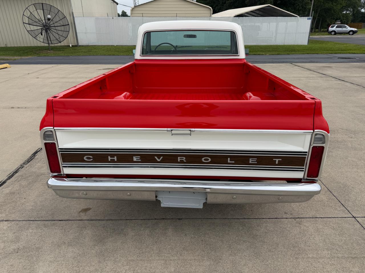 Chevrolet 1/2 Ton Pickups Fleetside 131.5" 1972