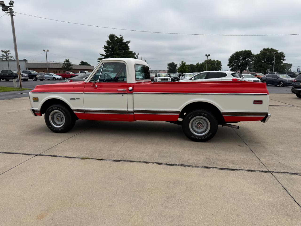 Chevrolet 1/2 Ton Pickups Fleetside 131.5" 1972