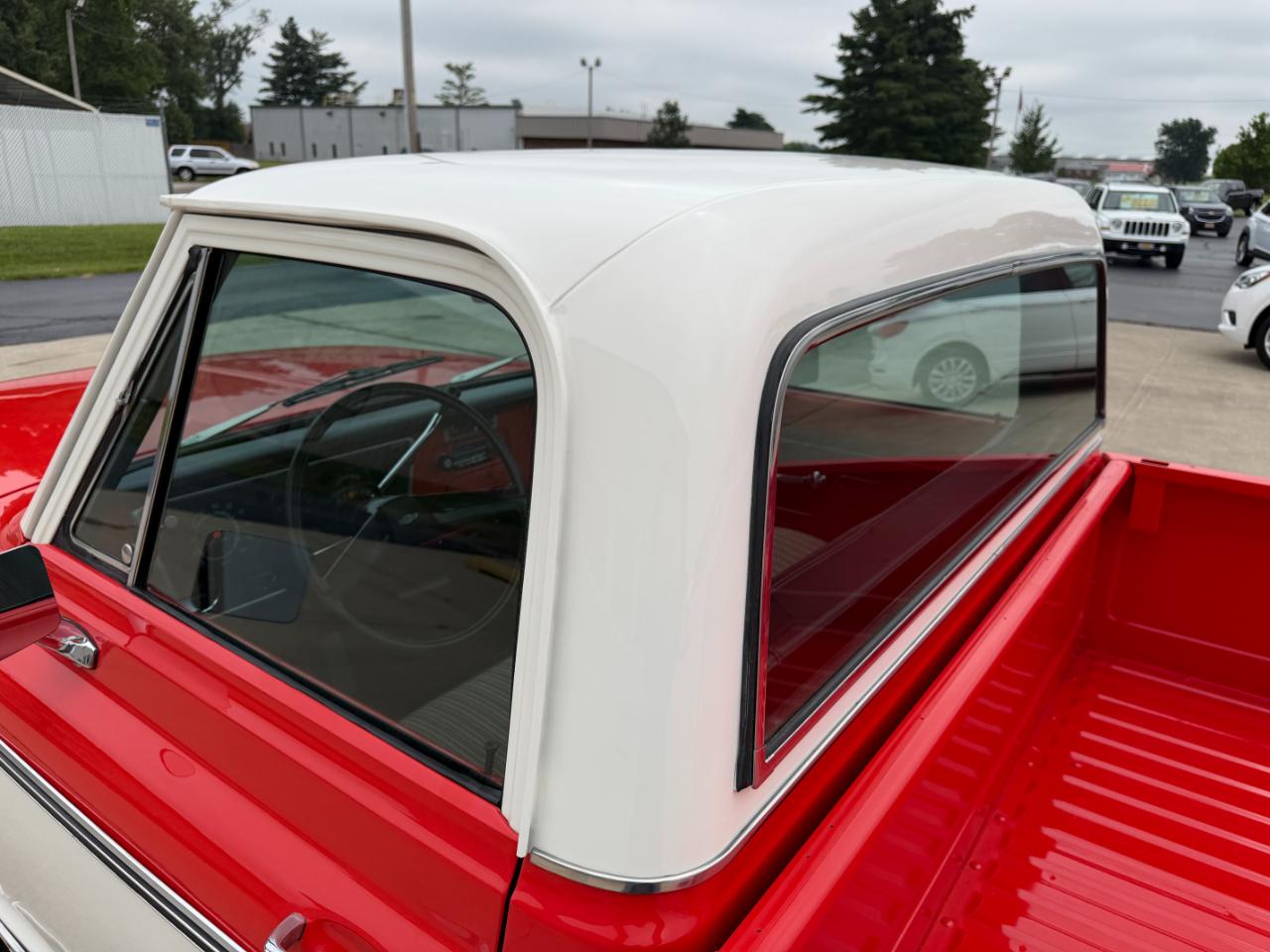 Chevrolet 1/2 Ton Pickups Fleetside 131.5" 1972