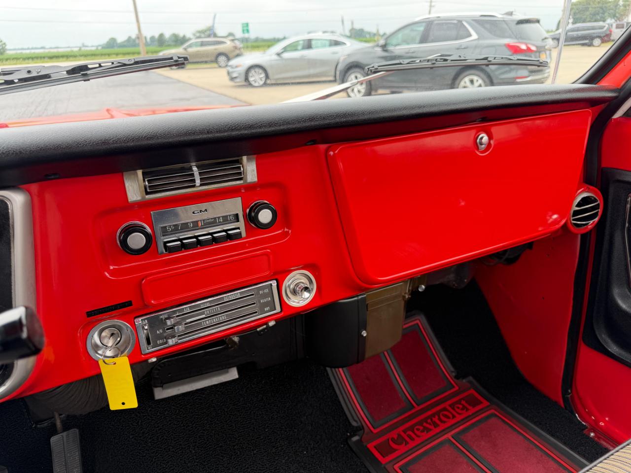Chevrolet 1/2 Ton Pickups Fleetside 131.5" 1972