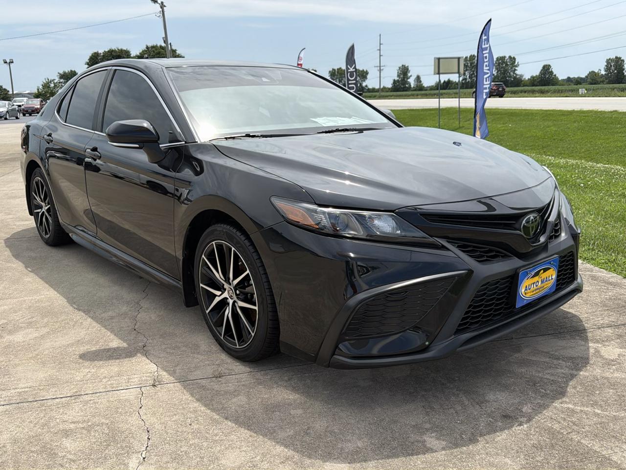 Toyota Camry SE Auto (Natl) 2023