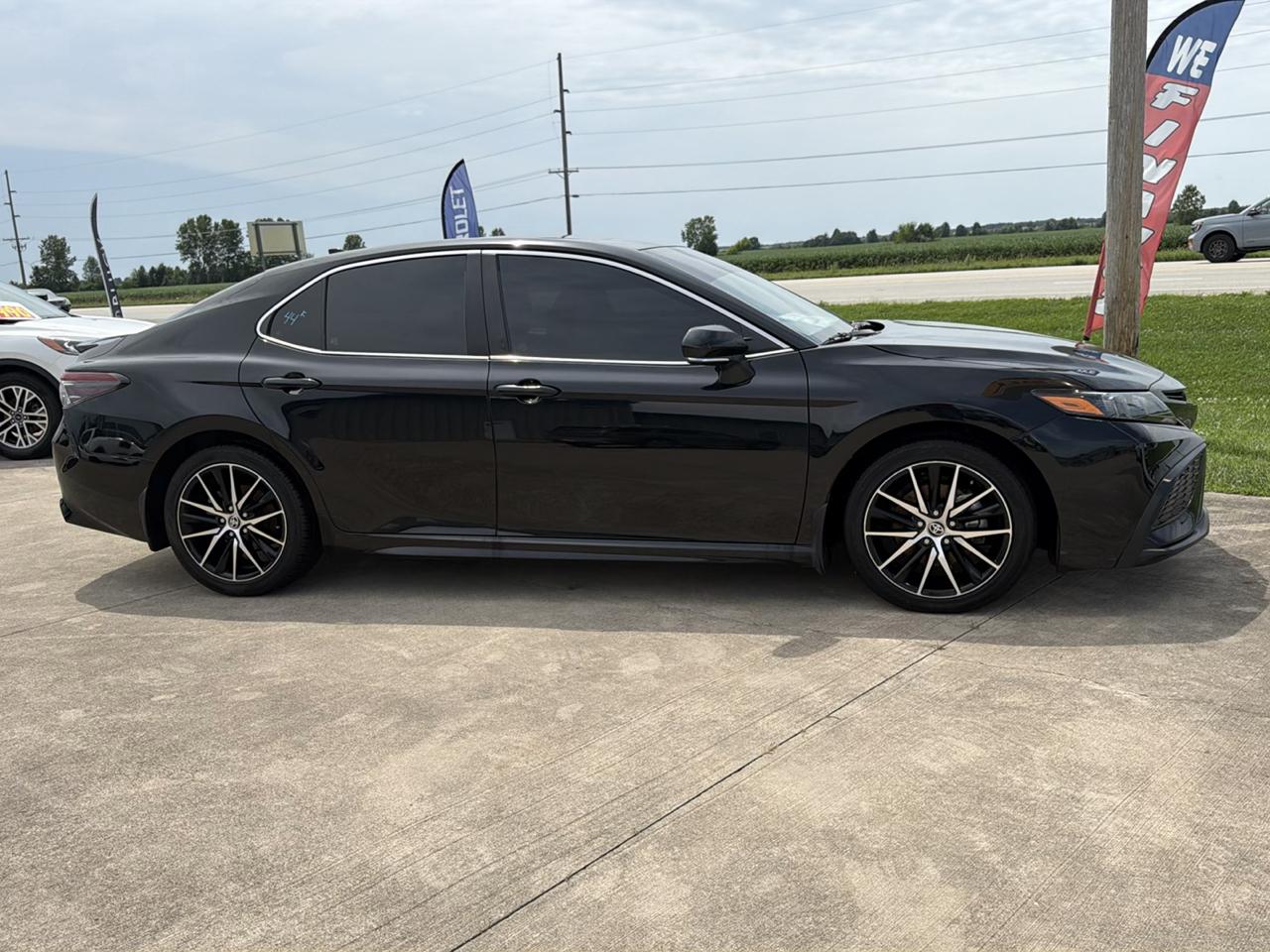 Toyota Camry SE Auto (Natl) 2023