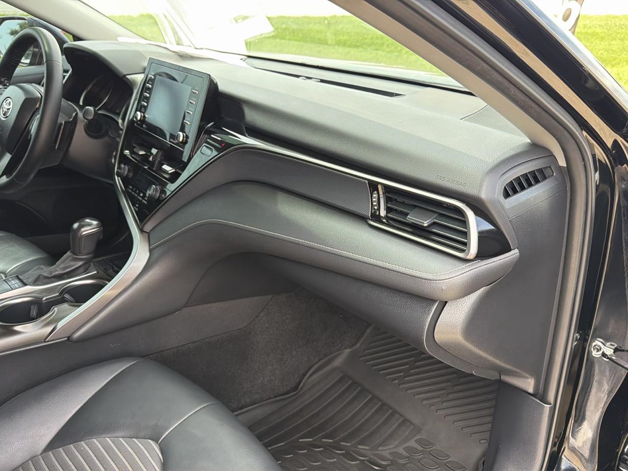 Toyota Camry SE Auto (Natl) 2023