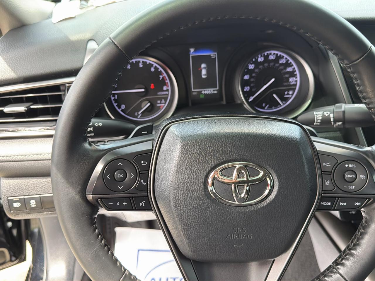 Toyota Camry SE Auto (Natl) 2023