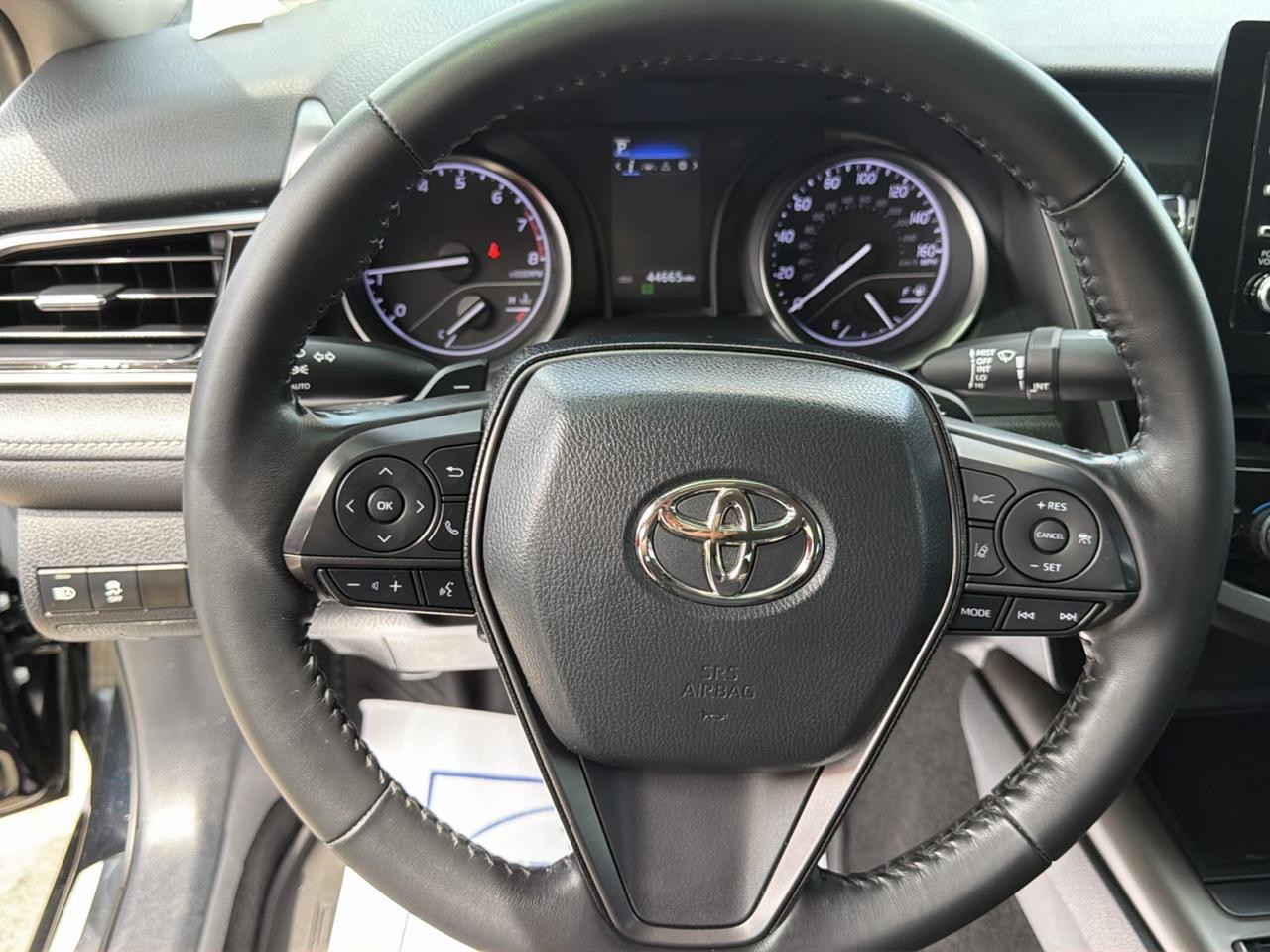 Toyota Camry SE Auto (Natl) 2023