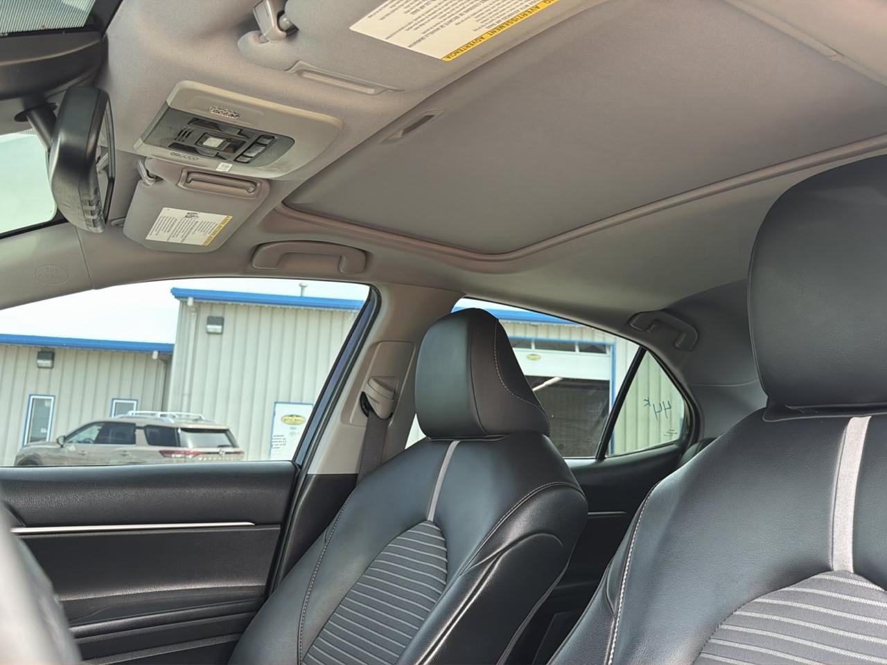 Toyota Camry SE Auto (Natl) 2023