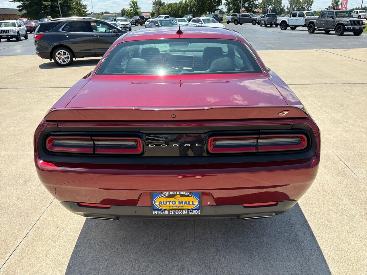 Dodge Challenger GT AWD 2018