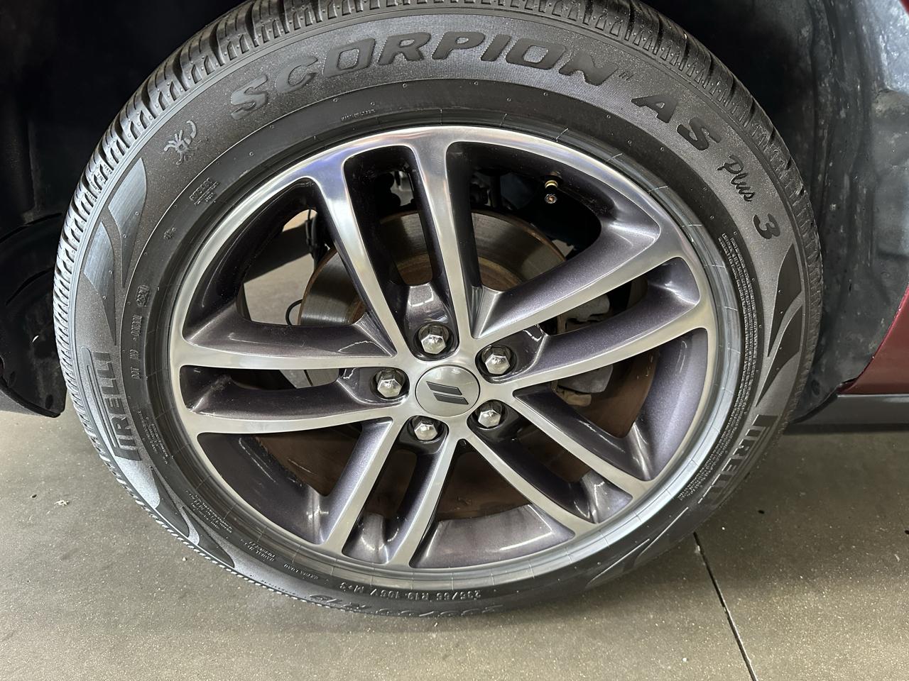 Dodge Challenger GT AWD 2018