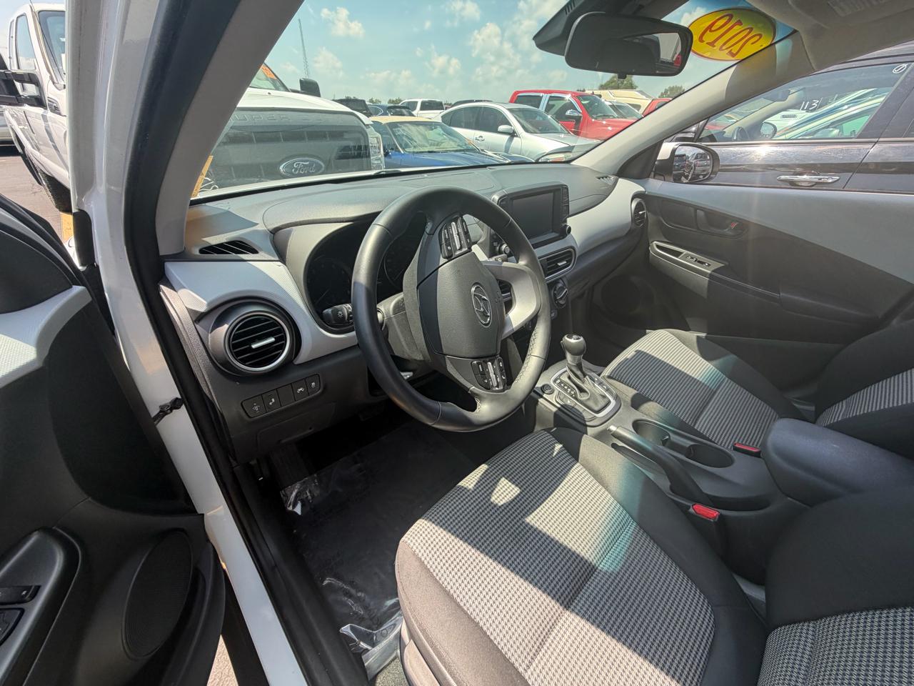 Hyundai Kona SEL Auto FWD 2019
