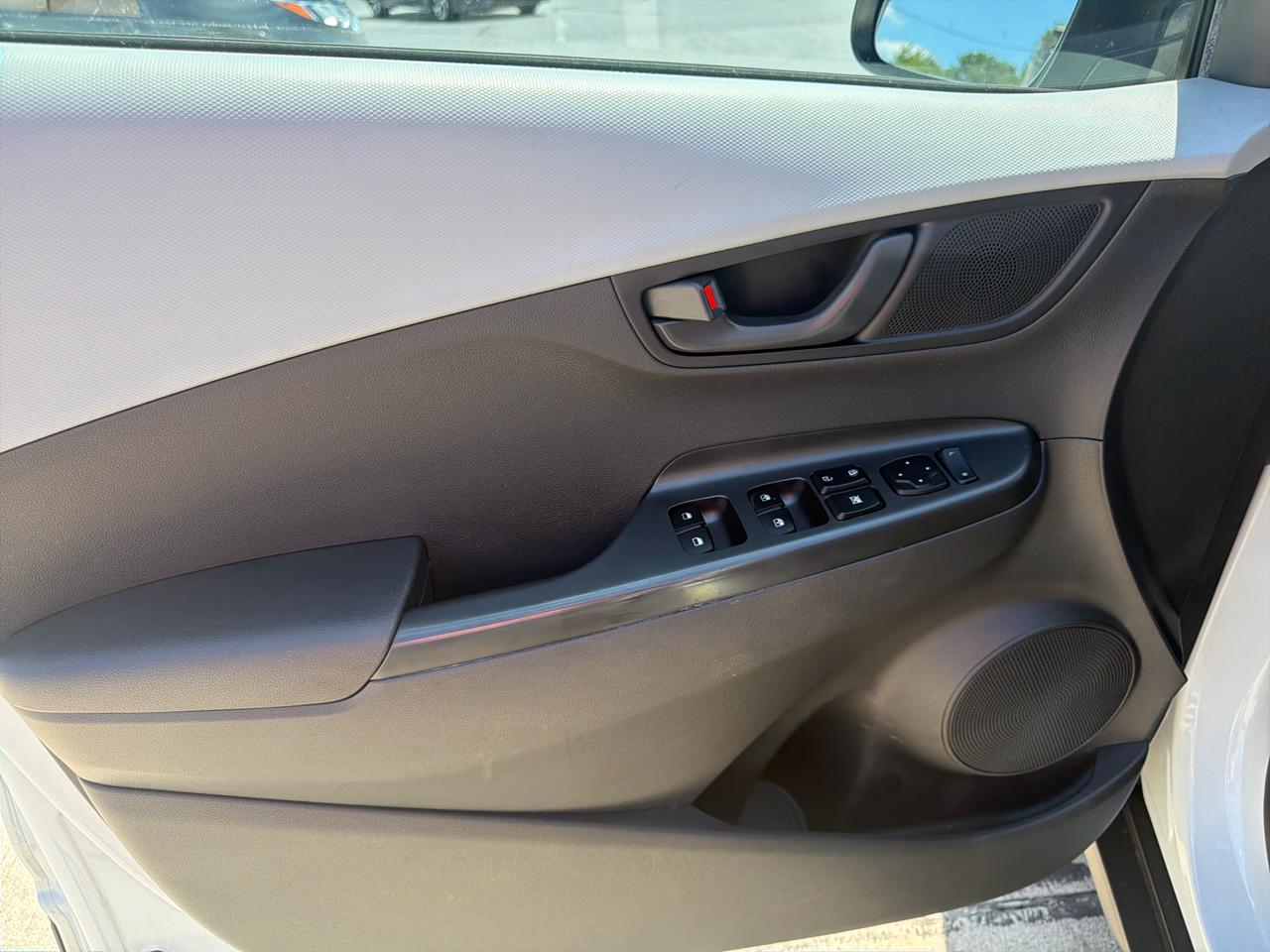 Hyundai Kona SEL Auto FWD 2019