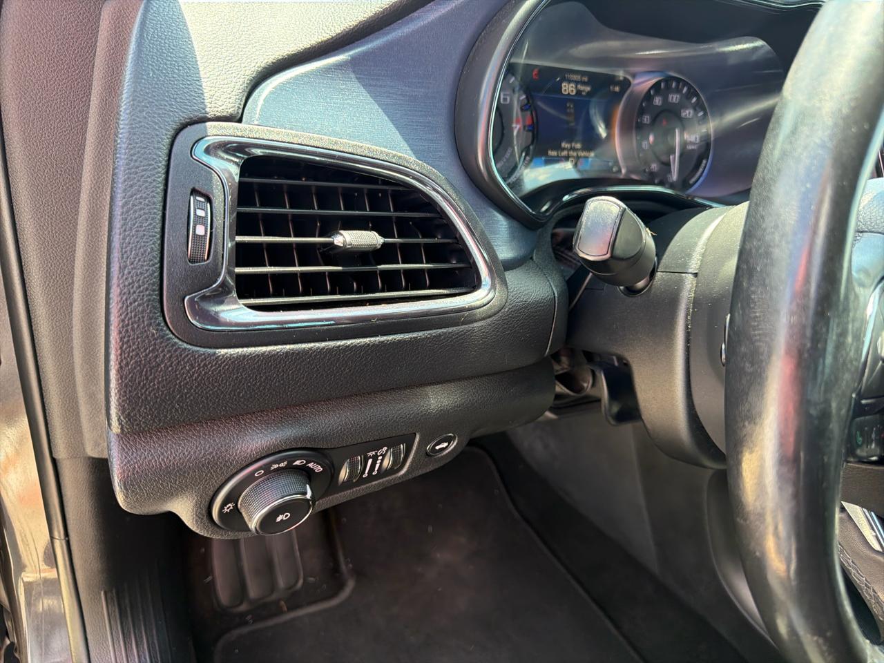 Chrysler 200 4dr Sdn S AWD 2016