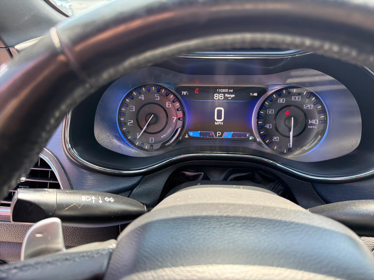 Chrysler 200 4dr Sdn S AWD 2016