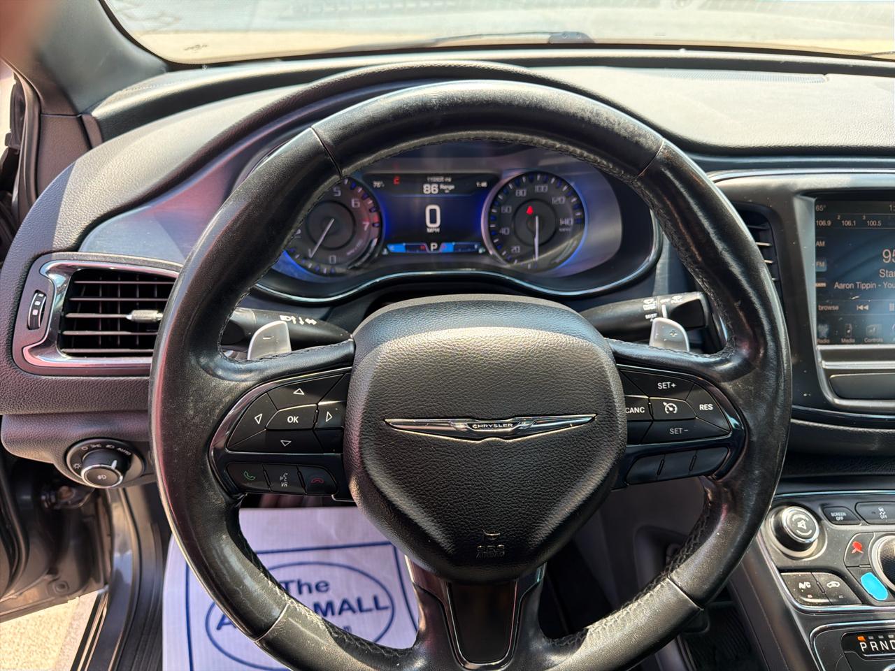 Chrysler 200 4dr Sdn S AWD 2016