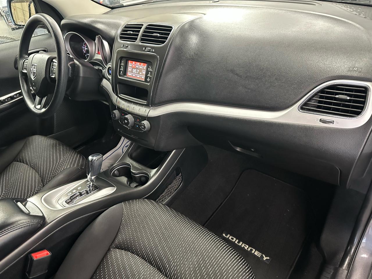 Dodge Journey FWD 4dr SXT 2015