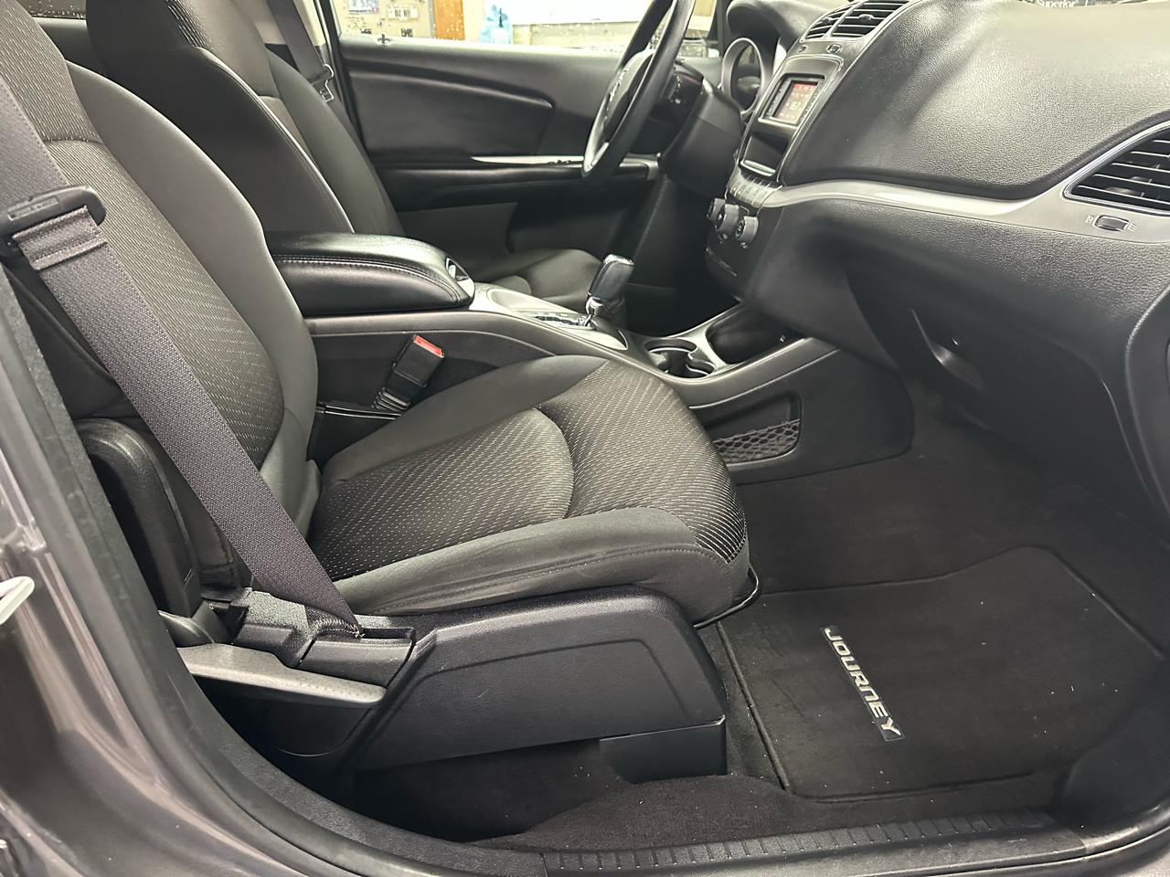 Dodge Journey FWD 4dr SXT 2015