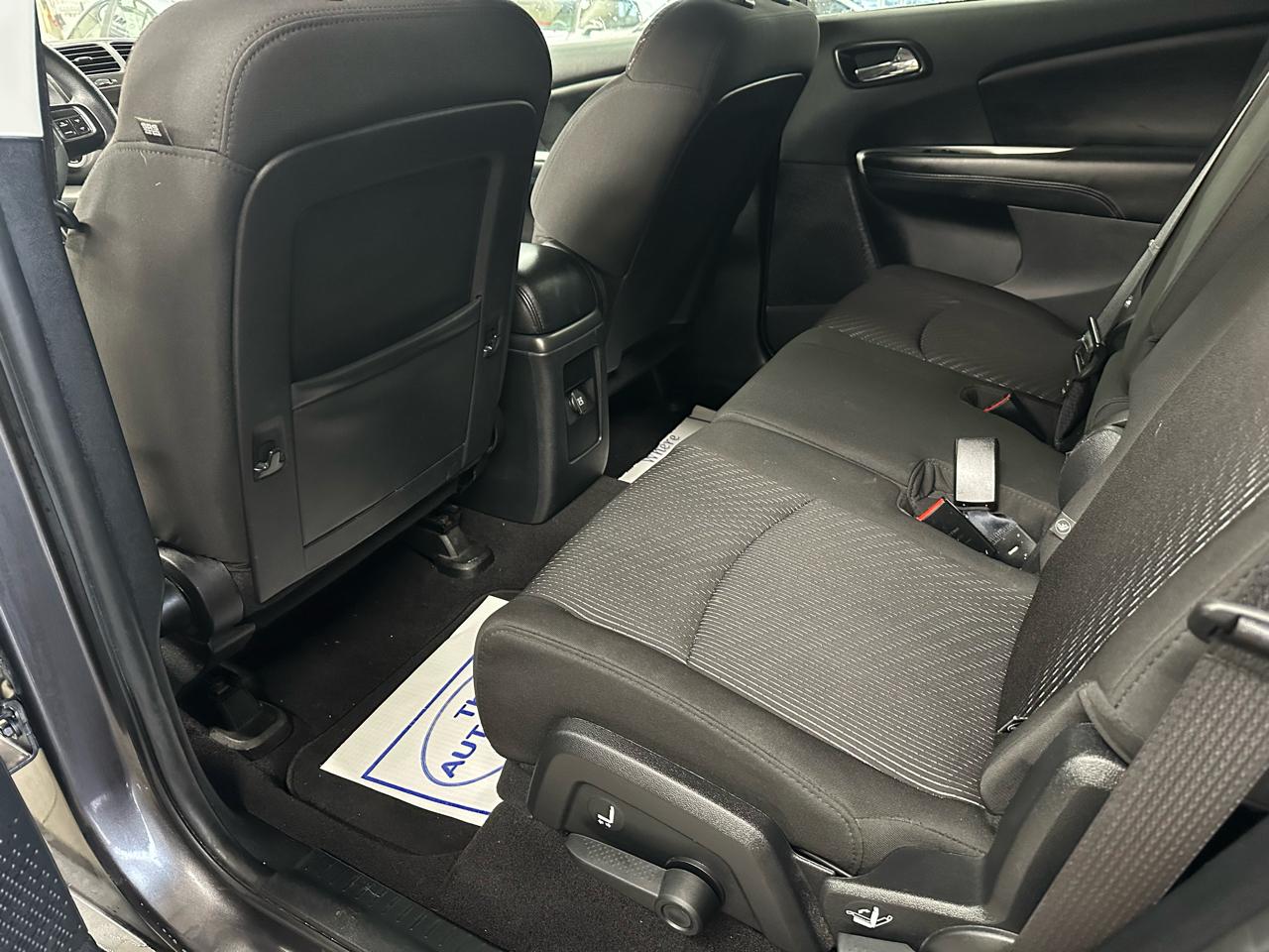 Dodge Journey FWD 4dr SXT 2015