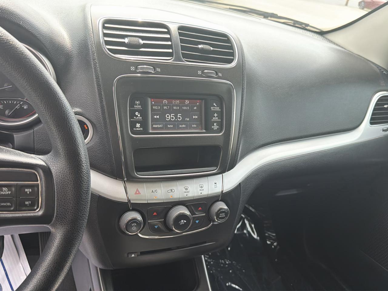 Dodge Journey FWD 4dr SXT 2015