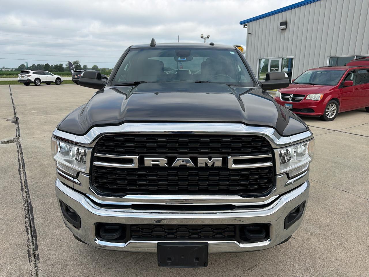 RAM 2500 Big Horn 4x4 Crew Cab 6'4" Box 2022