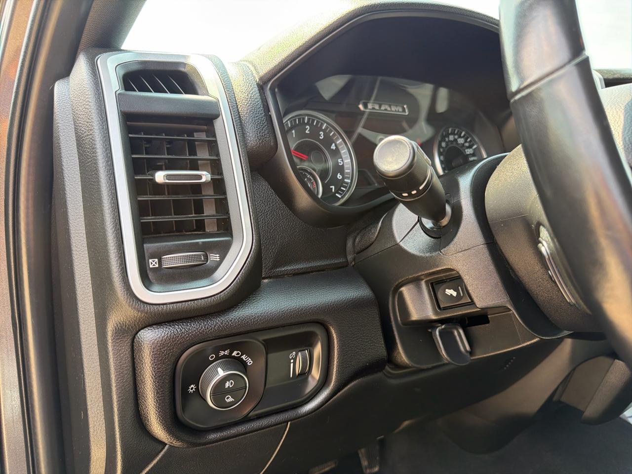RAM 2500 Big Horn 4x4 Crew Cab 6'4" Box 2022