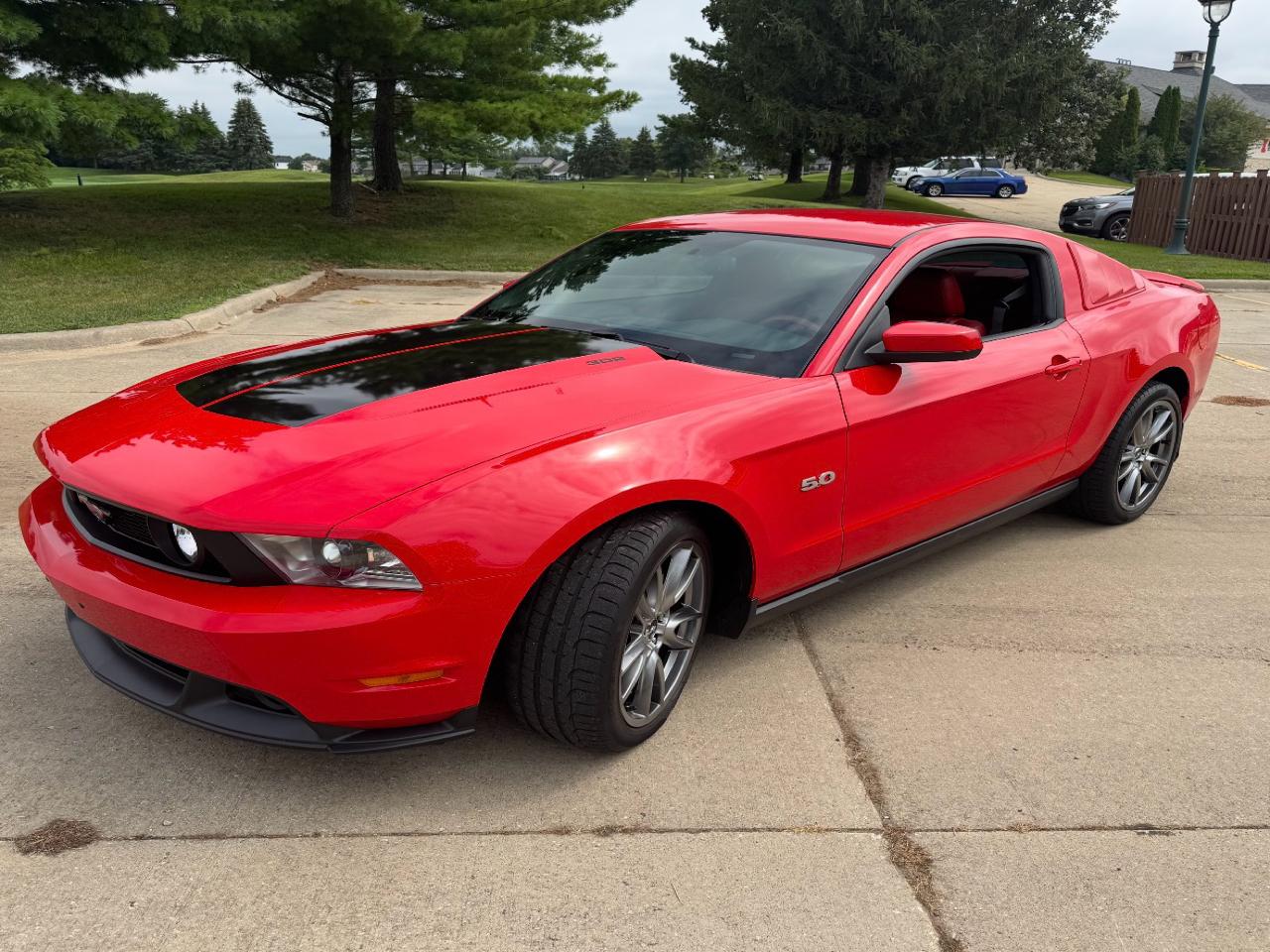 Ford Mustang 2dr Cpe GT 2011