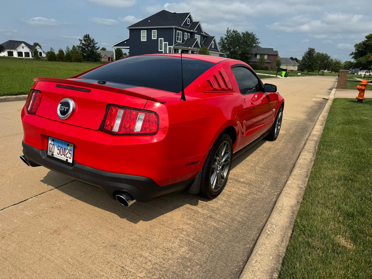 Ford Mustang 2dr Cpe GT 2011