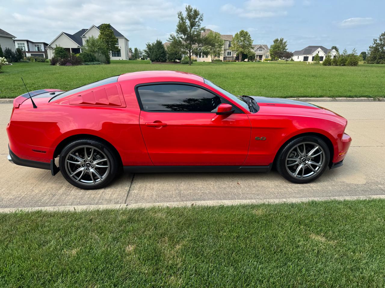 Ford Mustang 2dr Cpe GT 2011
