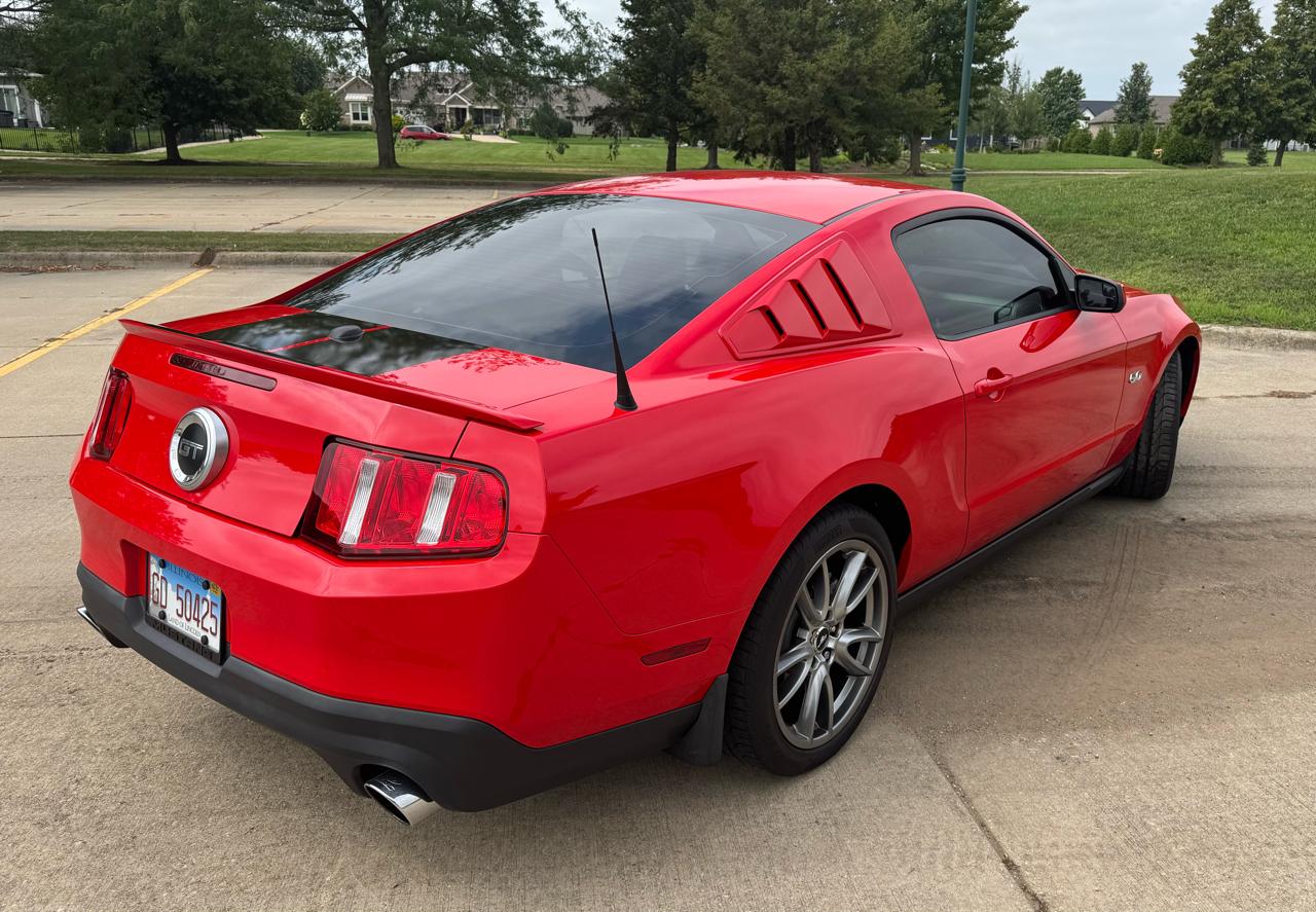 Ford Mustang 2dr Cpe GT 2011