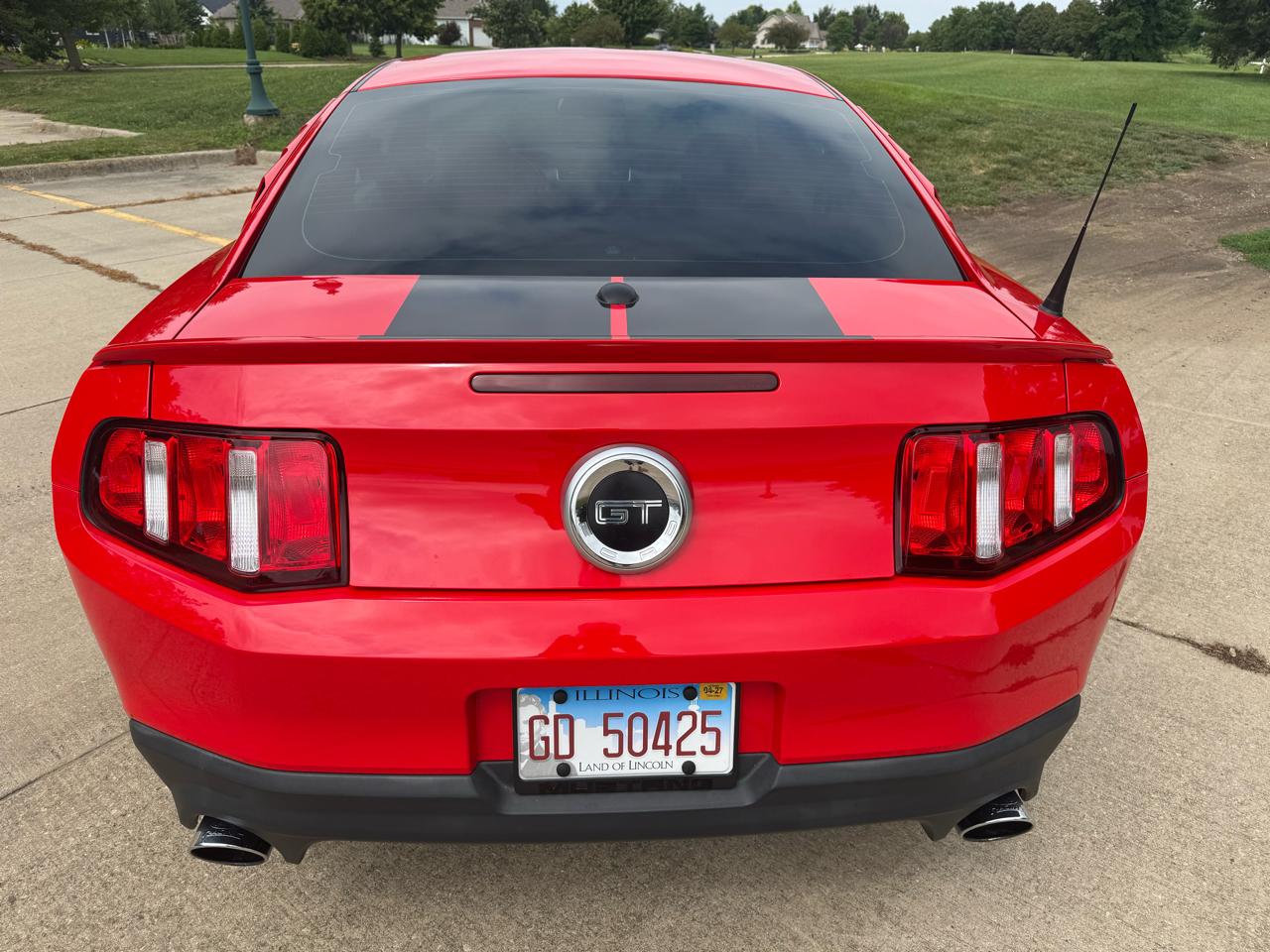 Ford Mustang 2dr Cpe GT 2011