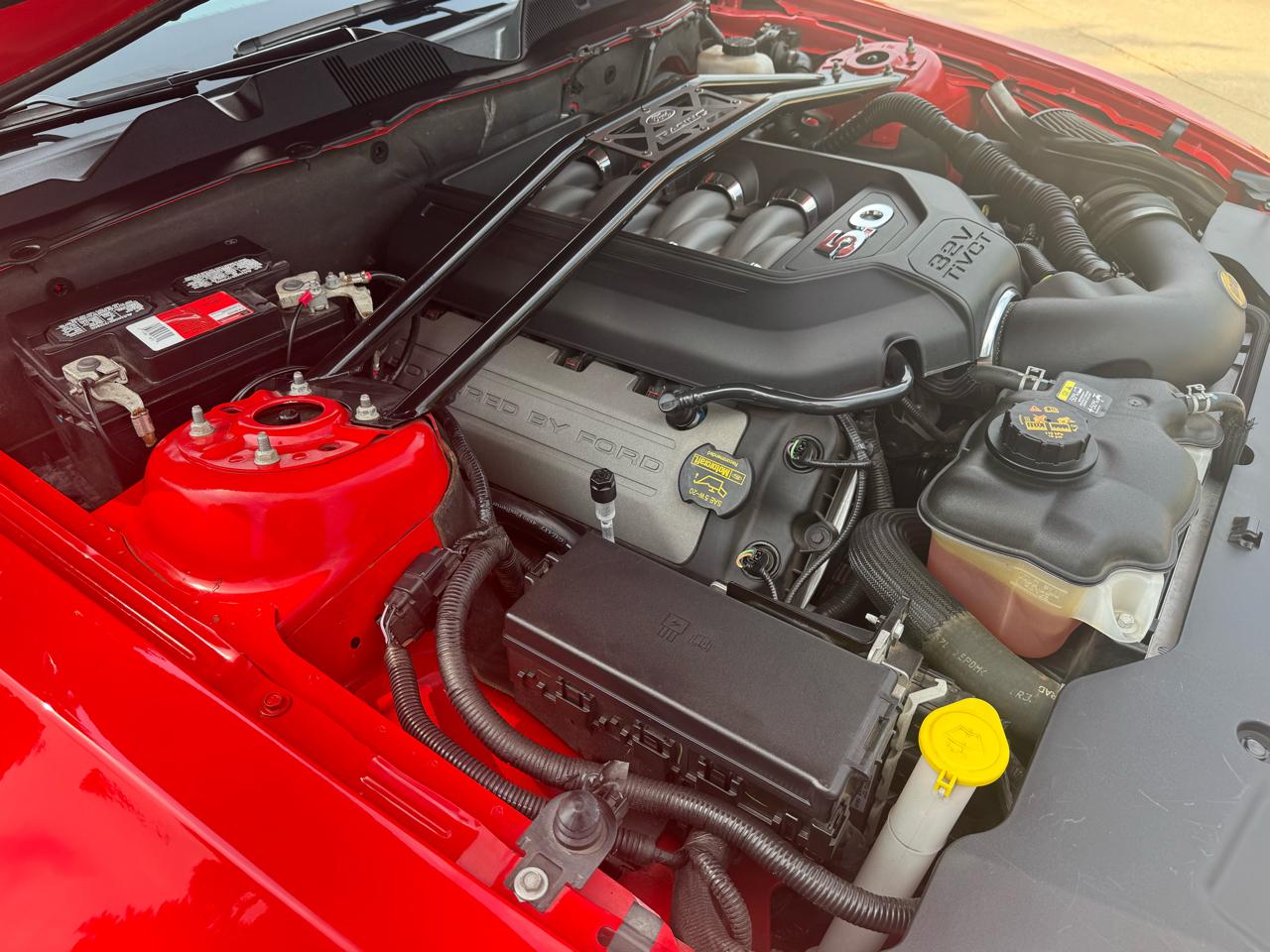 Ford Mustang 2dr Cpe GT 2011