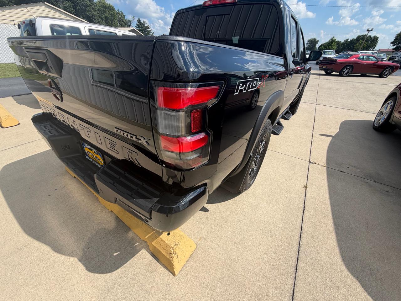 Nissan Frontier Crew Cab 4x2 PRO-X Auto *Ltd Avail* 2023
