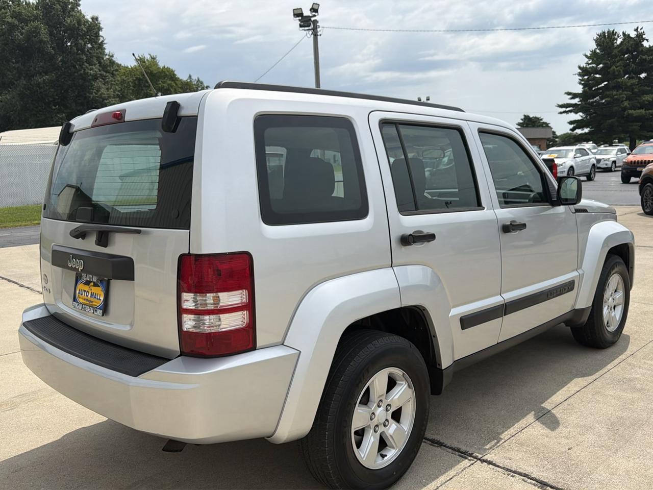 Jeep Liberty 4WD 4dr Sport 2009