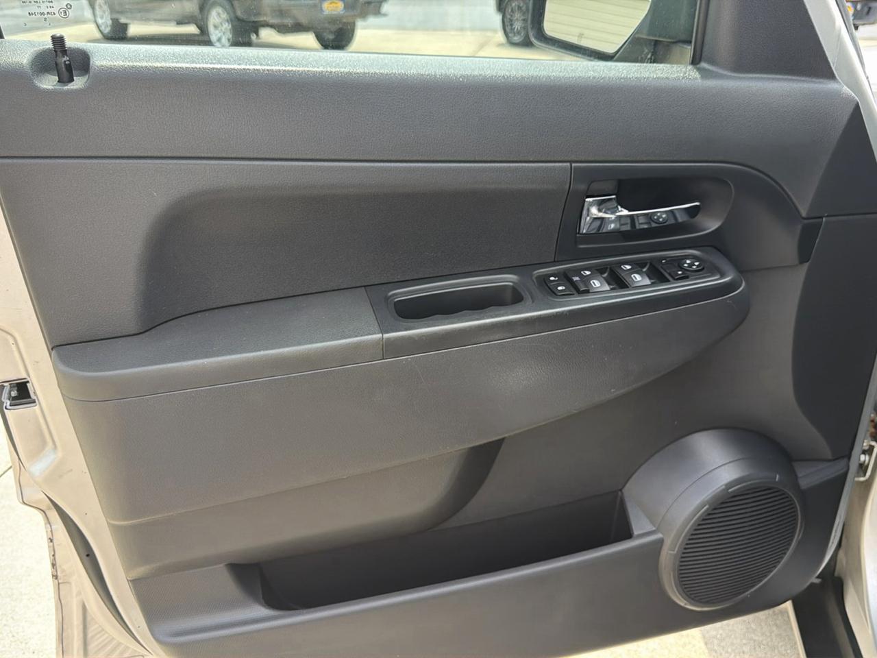 Jeep Liberty 4WD 4dr Sport 2009