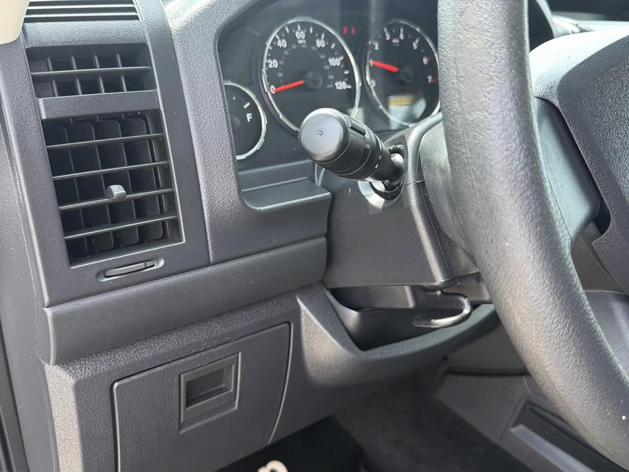 Jeep Liberty 4WD 4dr Sport 2009