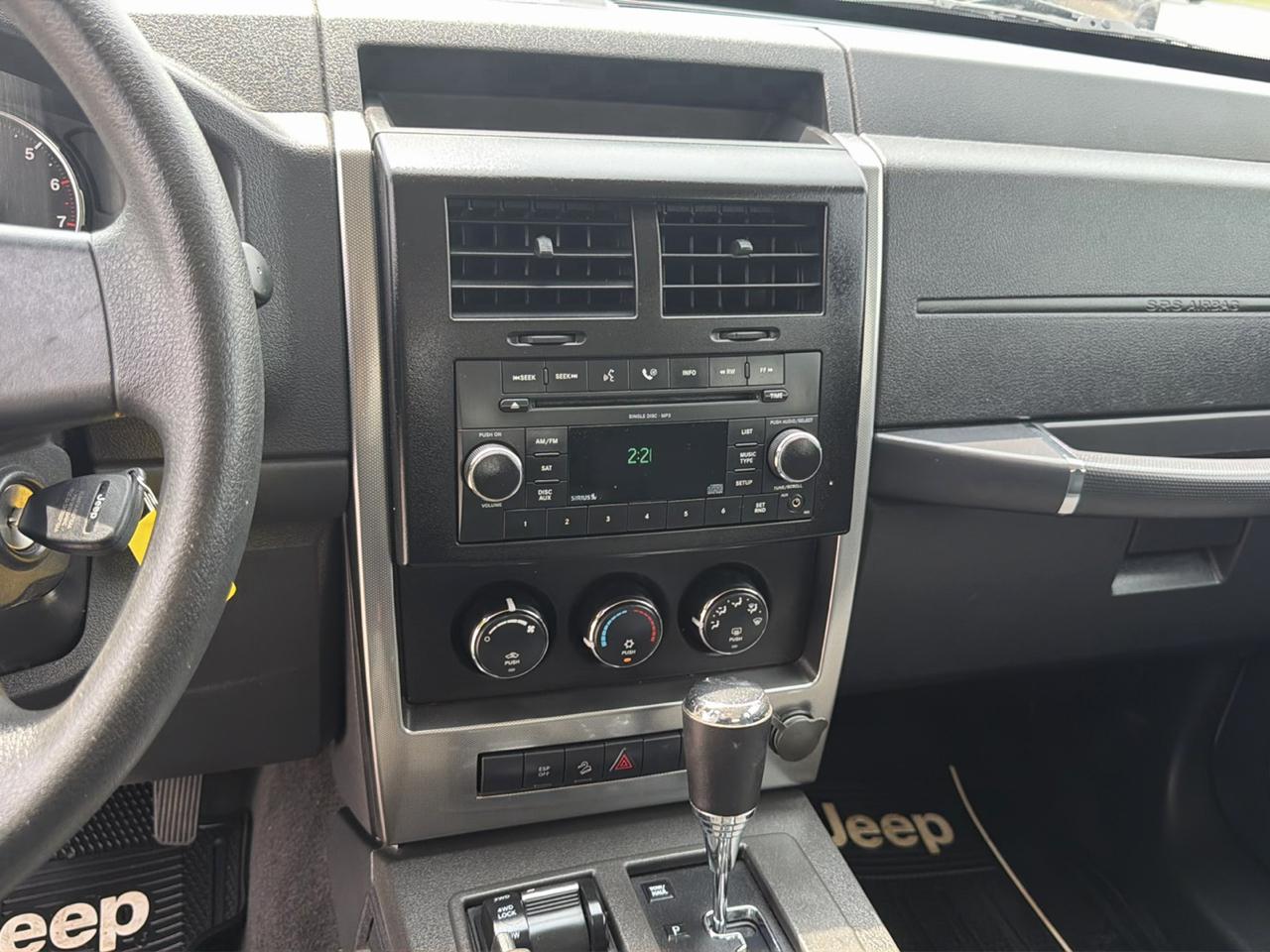 Jeep Liberty 4WD 4dr Sport 2009
