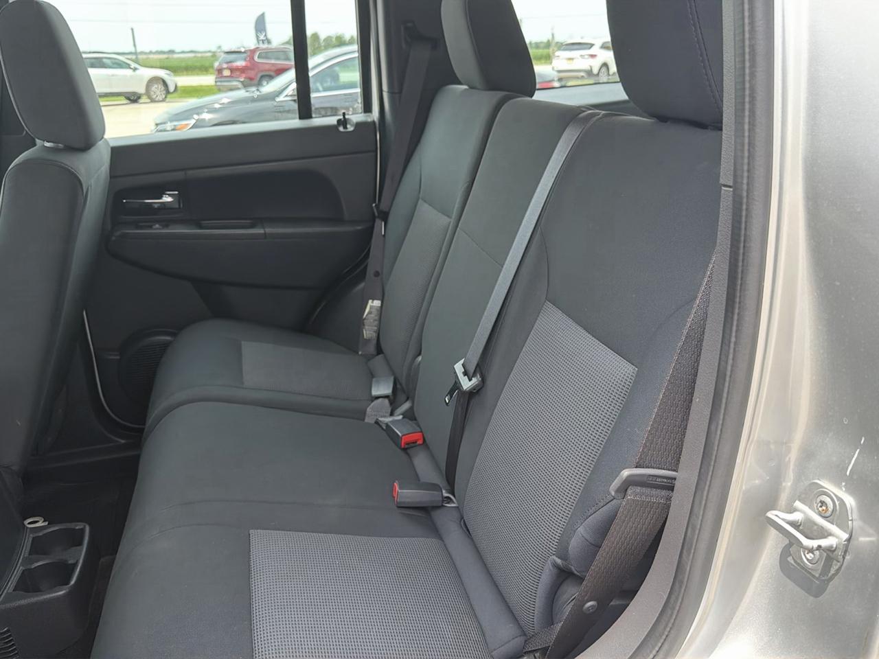 Jeep Liberty 4WD 4dr Sport 2009