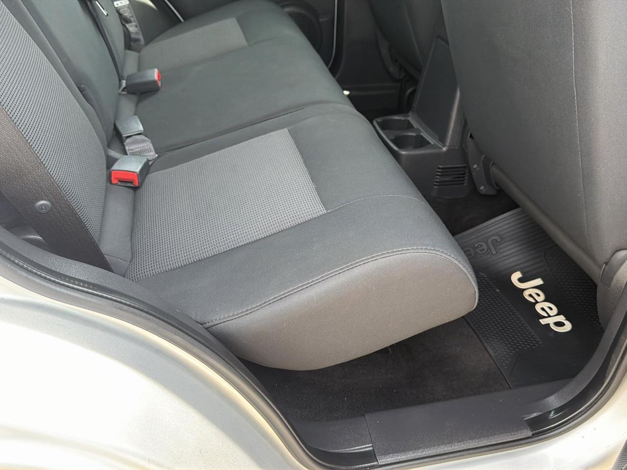Jeep Liberty 4WD 4dr Sport 2009