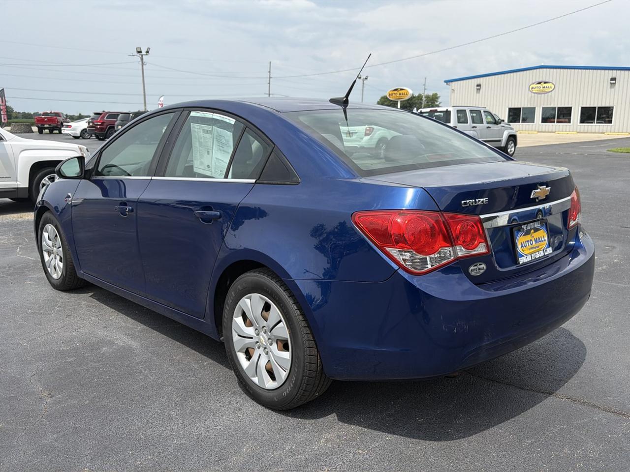 Chevrolet Cruze 4dr Sdn LS 2012