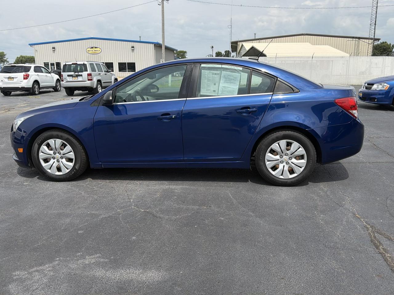 Chevrolet Cruze 4dr Sdn LS 2012