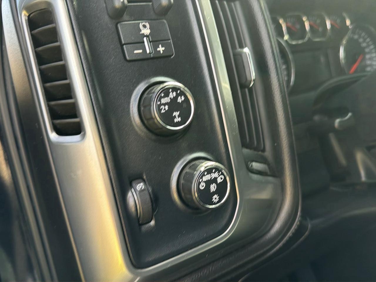 Chevrolet Silverado 1500 4WD Double Cab 143.5" LTZ w/2LZ 2014
