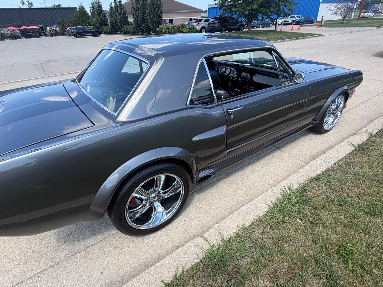 Ford Mustang 2dr Coupe 1966