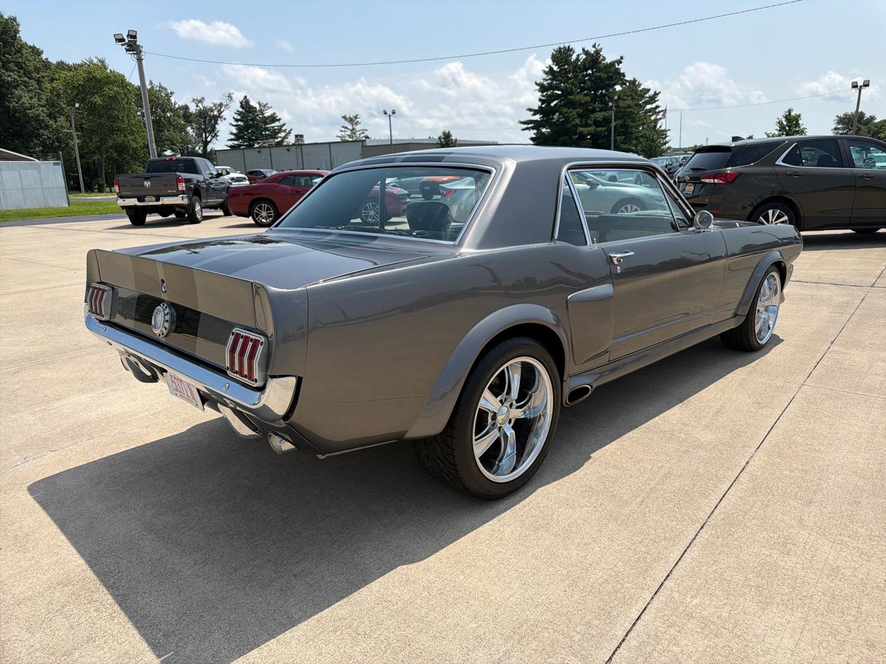 Ford Mustang 2dr Coupe 1966