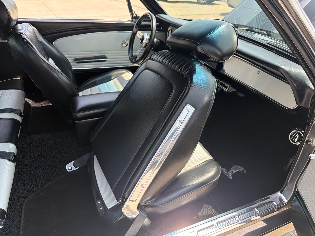 Ford Mustang 2dr Coupe 1966