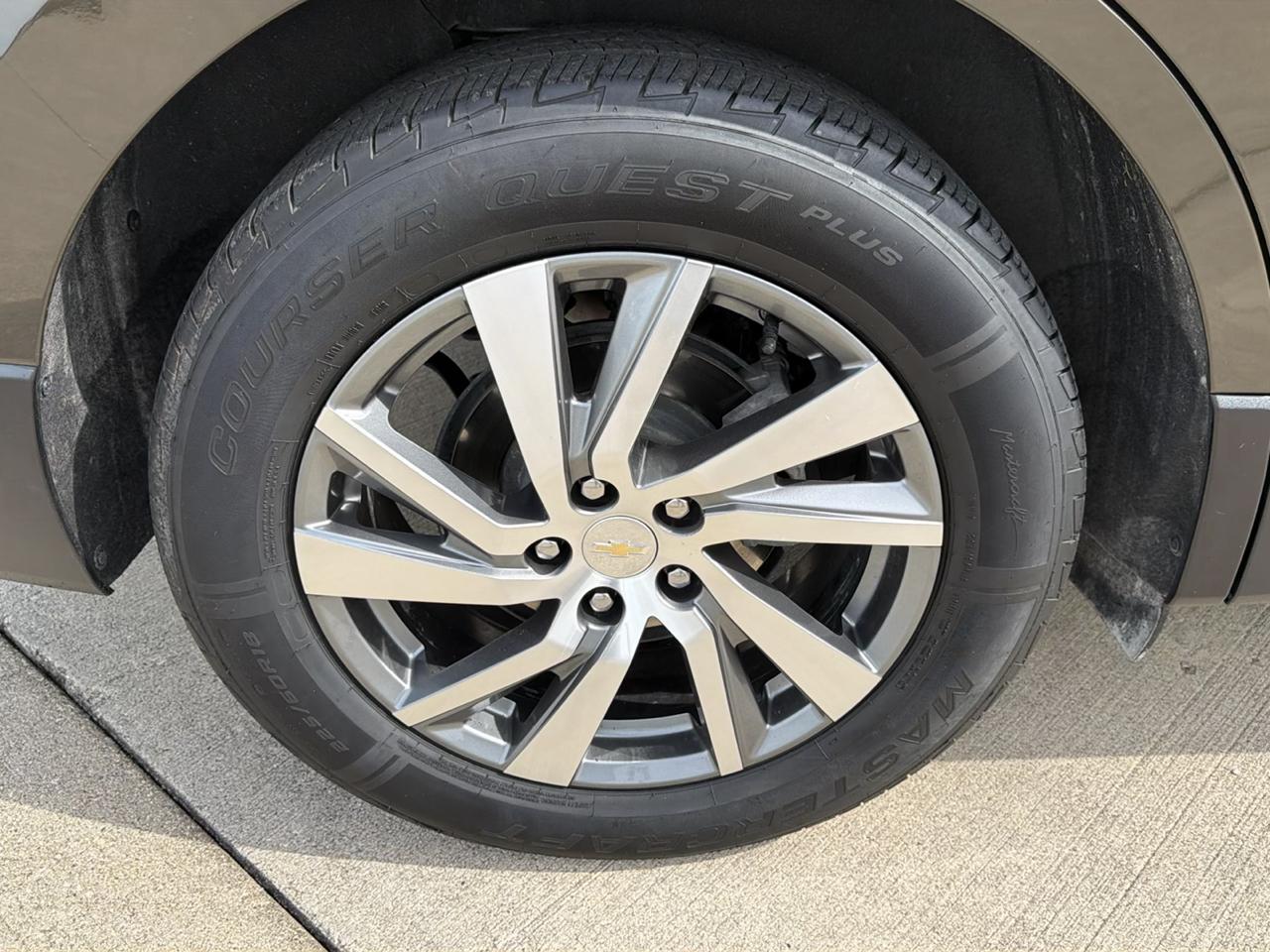 Chevrolet Equinox FWD 4dr LT w/1LT 2023