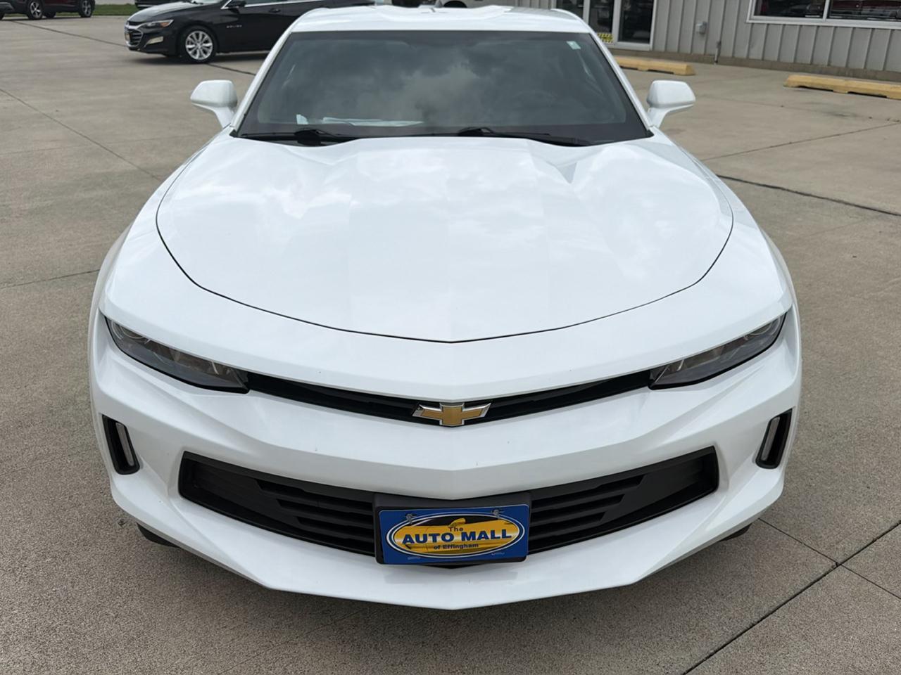 Chevrolet Camaro 2dr Cpe 1LT 2017