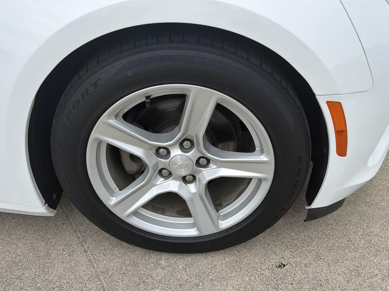 Chevrolet Camaro 2dr Cpe 1LT 2017