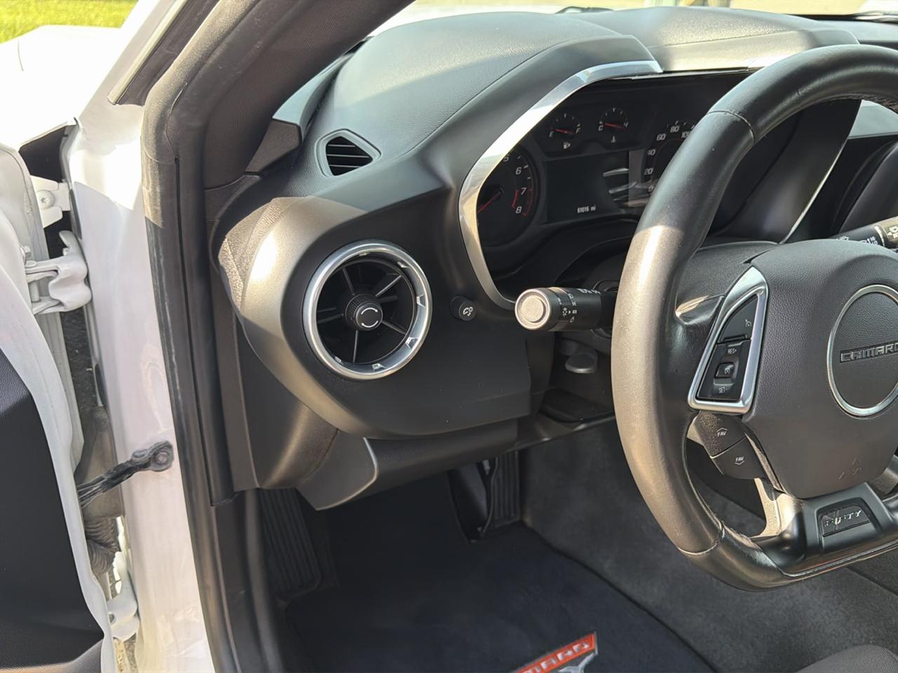 Chevrolet Camaro 2dr Cpe 1LT 2017