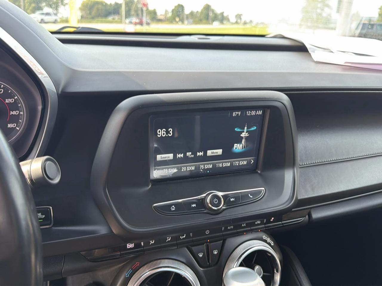 Chevrolet Camaro 2dr Cpe 1LT 2017