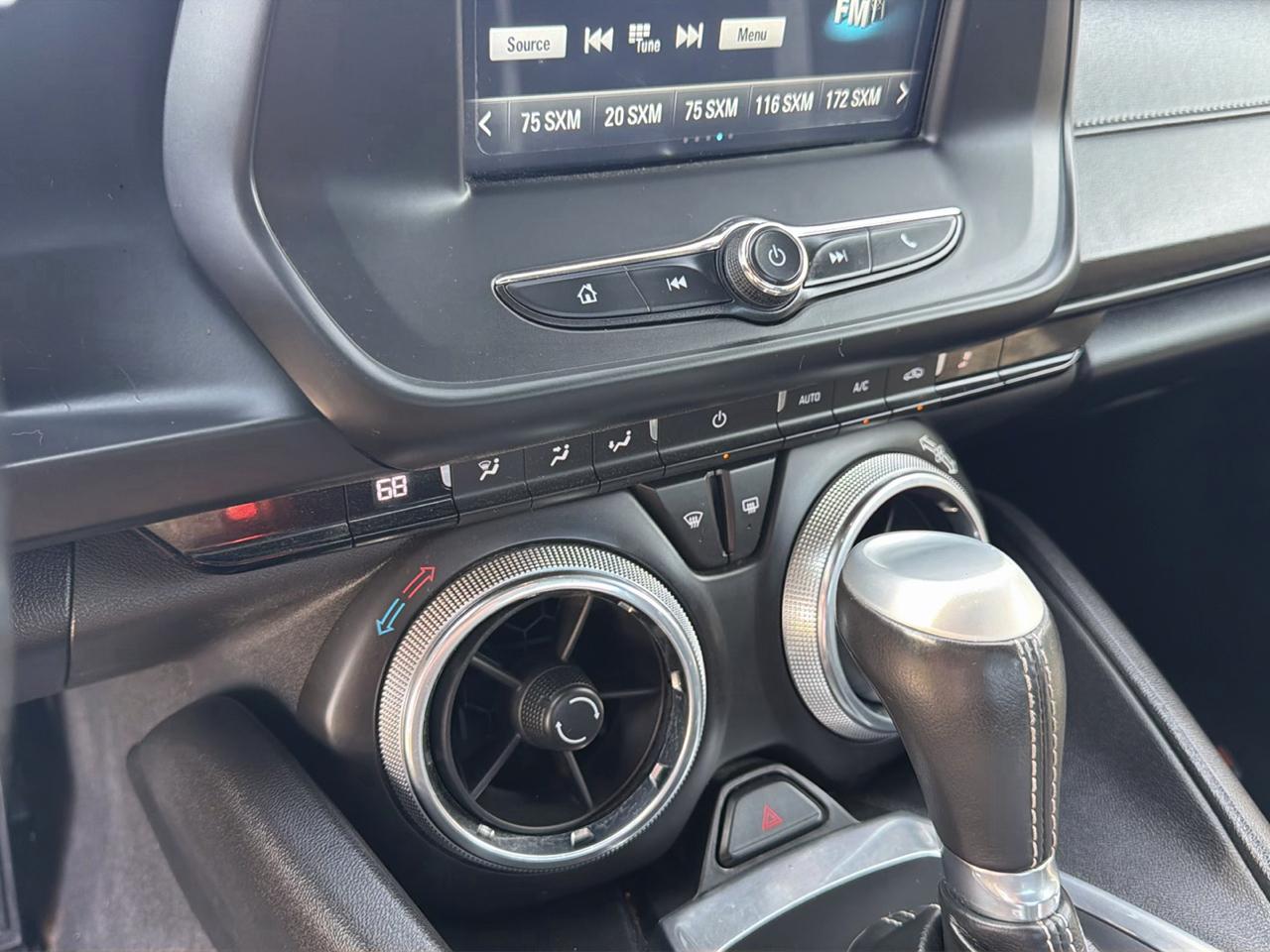 Chevrolet Camaro 2dr Cpe 1LT 2017